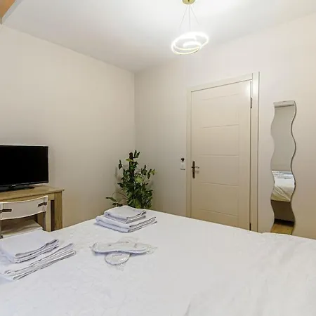 Akkarga - Master 아파트